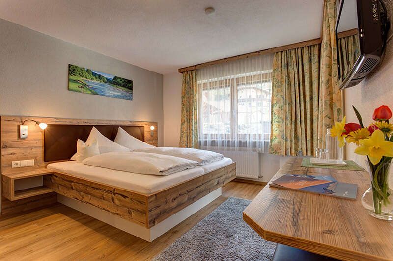 Double room in Pension Roman in St Anton am Arlberg